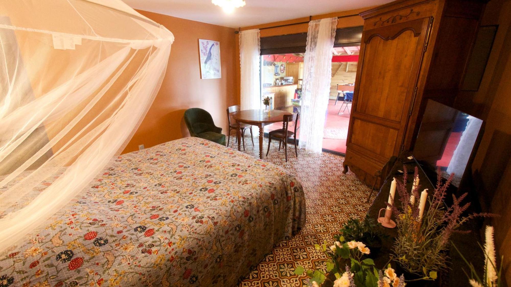 Les Jardins D'Ispahan Prignac-et-Marcamps Eksteriør bilde